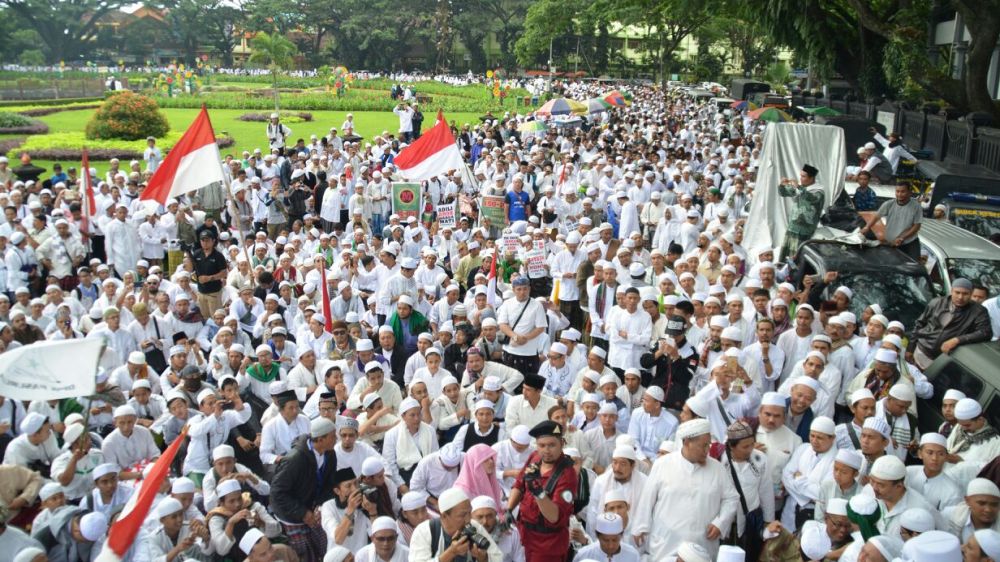 Besok, 1.000 Orang Umat Islam Turun Jalan Bela Muslim Rohingya