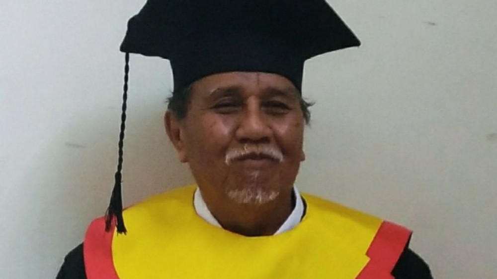 Jadi Wisudawan Tertua di UB, Kakek 71 Tahun Masih Ingin Kuliah Lagi