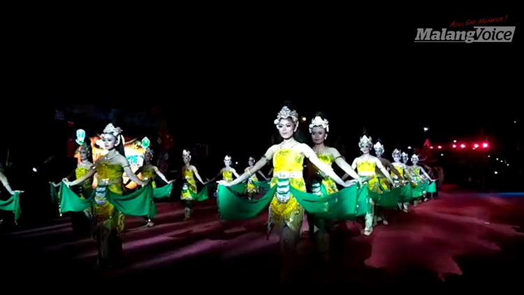 VIDEO: Jatim Specta Night Carnival, Seru!