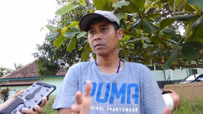 Pelatih Arema FC, Joko Susilo. (Deny rahmawan)