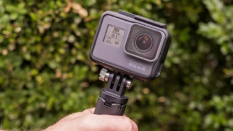 Kamera GoPro Hero 6 punya fitur tangguh untuk rekam video petualangan. (Techadvisor.co.uk)