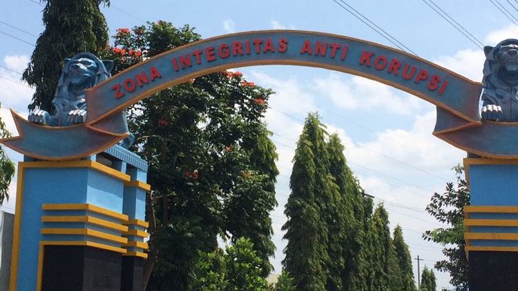 ‘Gapura Patung Singo Edan Anti Korupsi’ di kawasan Block Office Pemkot Malang. (Istimewa)