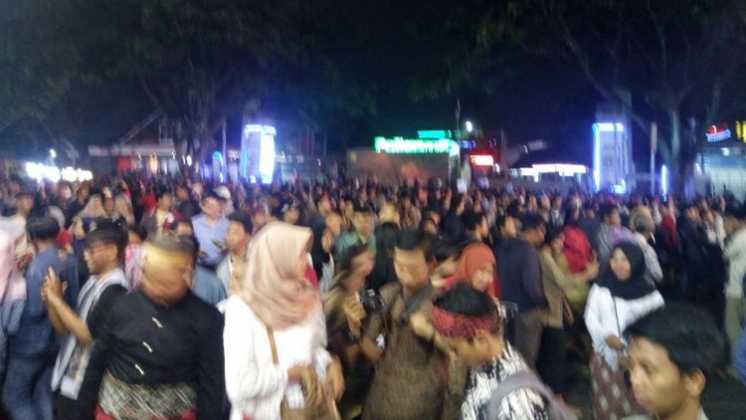 Suasana di MTD banjir manusia. (Anja a)