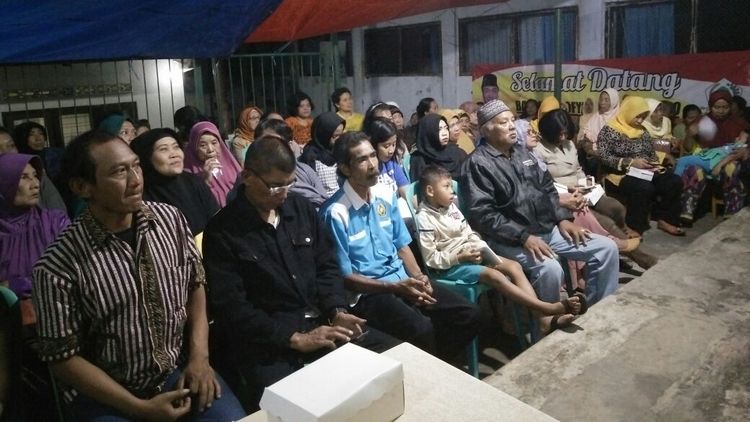 Warga Oro-Oro Dowo saat bersilaturahmi dengan DPD Golkar Kota Malang. (istimewa)