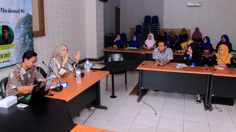 Anggota Komisi B DPRD Kota Malang, Ya'qud Ananda Gudban, menjadi pembicara dalam sekolah legislatif di UIN Maliki Malang. (Istimewa)