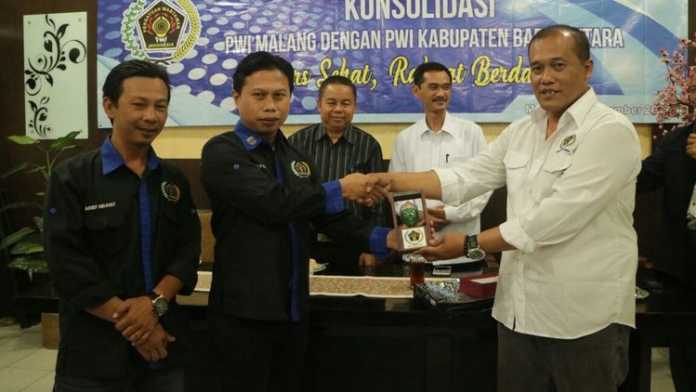 PWI Malang Raya berkonsolidasi dengan PWI Kabupaten Barito Utara. (Istimewa)