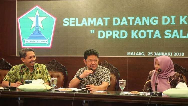 DPRD dan Kepala SMP Swasta se-Kota Salatiga menggelar kunjungan kerja di Kota Malang. (Istimewa)