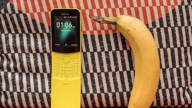Handphone Nokia didesign ala pisang. (Cnet)