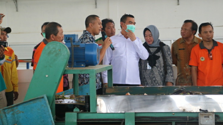 Wali Kota Malang, H Moch Anton, meresmikan TPST Supit Urang. (Istimewa)