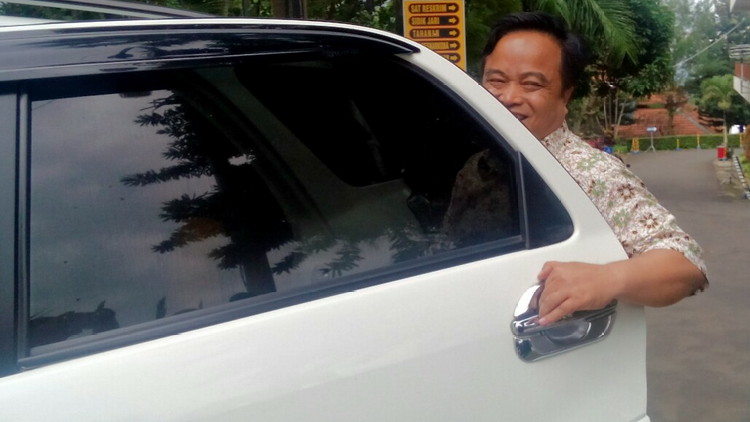 Choirul Amri Ketua Komisi A DPRD Kota Malang usai jalani pemeriksaan KPK di Polres Batu, Rabu (7/2). (Aziz / MVoice)