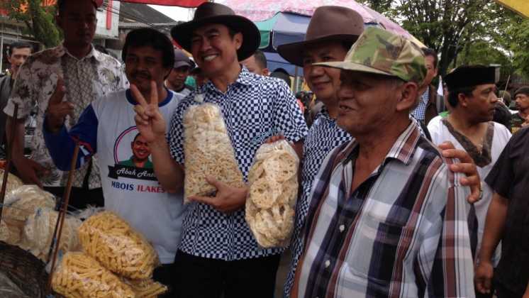 Awali Kampanye, Paslon ASIK Blusukan ke Pasar MalangVoice