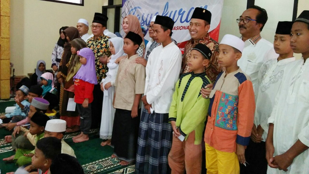Ya'qud Ananda Gudban dan Ahmad Wanedi menghadiri peringatan Hari Pers Nasional (HPN) di Kota Malang. (Muhammad Choirul)