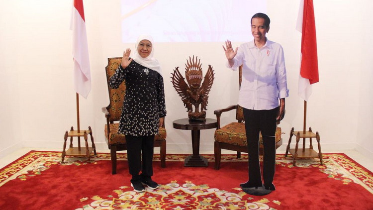 Khofifah ‘Jumpa’ Presiden Jokowi di Kota Batu, Ada Apa?