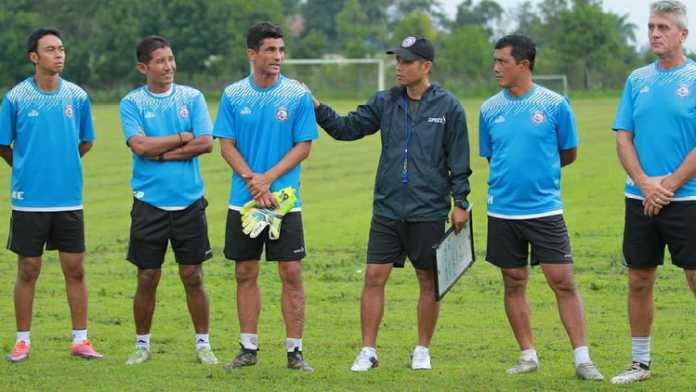 Jajaran pelatih Arema FC. (Instagram Arema FC Official)