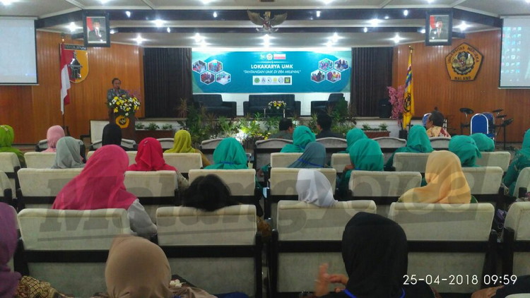 Suasana lokakarya UMK di Unmer Malang. (Muhammad Choirul)