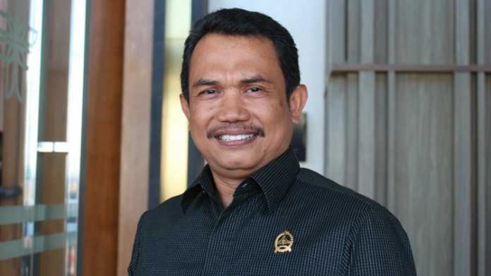 Ketua Komisi C DPRD Kota Batu Didik Mahmud. ( Aziz / MVoice)