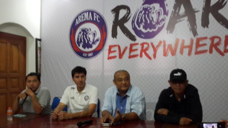 Arema FC Rotasi Tim Pelatih, Gethuk ‘Turun’ Milan ‘Naik’