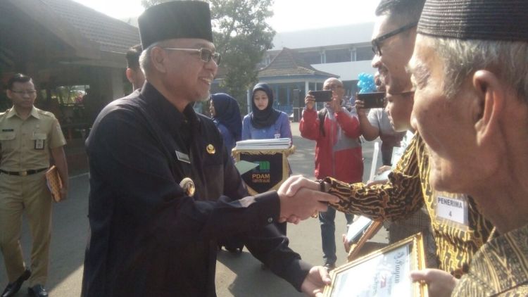 HUT ke-37 PDAM Kabupaten Malang Pamer Penghargaan