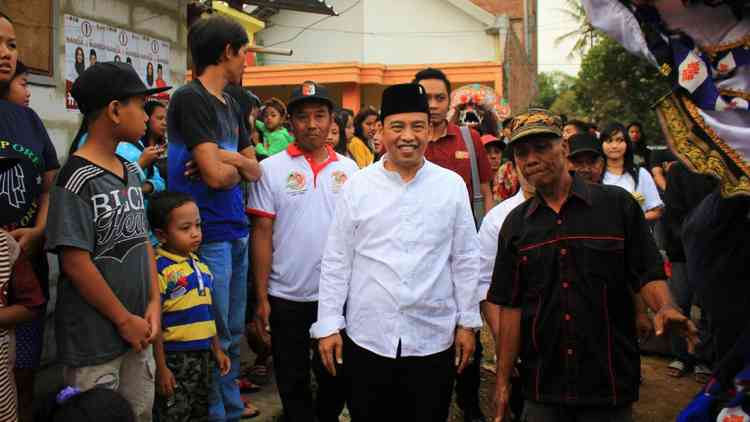 Calon Wakil Wali Kota Malang nomor urut 1, Ahmad Wanedi, kian dekat dengan warga. (Istimewa)