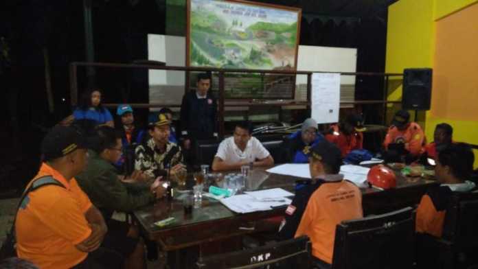 Sekda Kota Malang, Wasto saat mengunjungi TPA Supit Urang. (Istimewa)