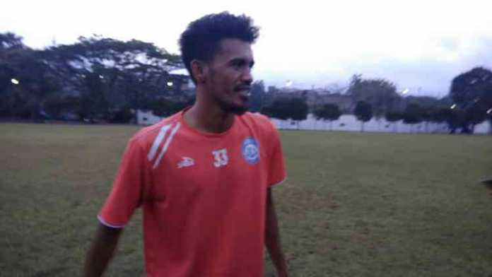 Alfin Tuassalamony. (deny rahmawan)