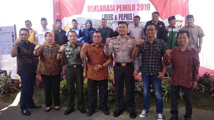 Deklarasi damai Pemilu 2019 di Polres Malang Kota. (deny rahmawan)