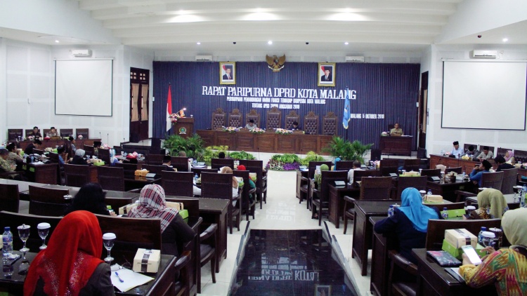 Pendapatan R-APBD 2019 Kota Malang Tuai Pertanyaan Dewan