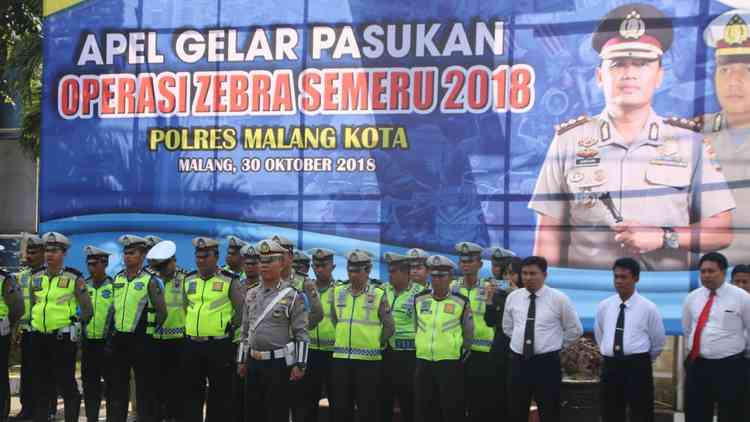 Apel gelar pasukan Operasi Zebra Semeru 2018 di Polres Malang Kota. (istimewa)