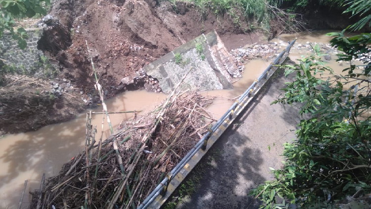 DPUBM Segera Bangun Ulang Jembatan Putus di Pagak