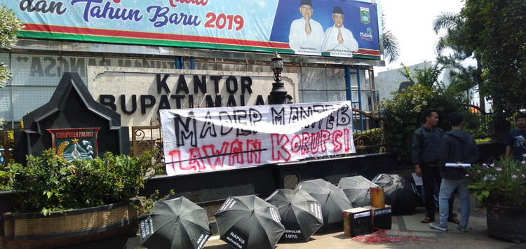 MCW Desak KPK Usut Tuntas Aktor Korupsi di Kabupaten Malang