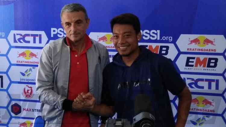 Lawan Persib, Kapten Arema FC Ajak Suporter Pamerkan Kreativitas