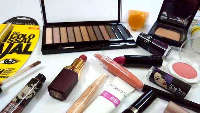 Berikut Beberapa Alat Makeup Yang Wajib Dimiliki Pemula Malangvoice