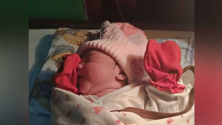 Bayi Baru Lahir Ditemukan di Depan Rumah Warga di Klayatan