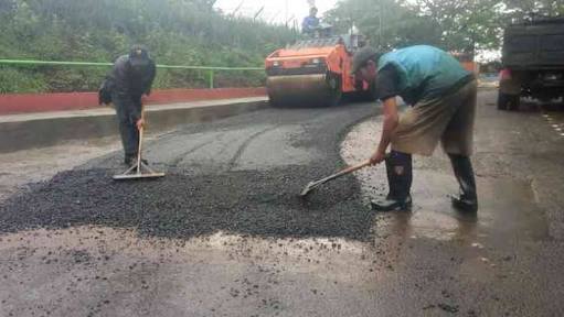 Anggaran Belasan Miliar Disiapkan untuk Perbaiki Jalan di Malang Selatan