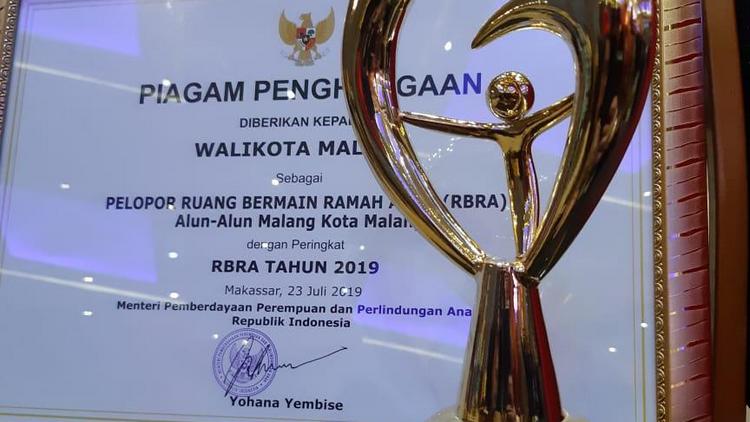 Alun – Alun Kota Malang Raih Penghargaan RBRA 2019