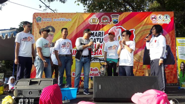 Polres Malang Kota Ajak Masyarakat Olahraga Bersama dan Deklarasi Bersatu Bangun Indonesia