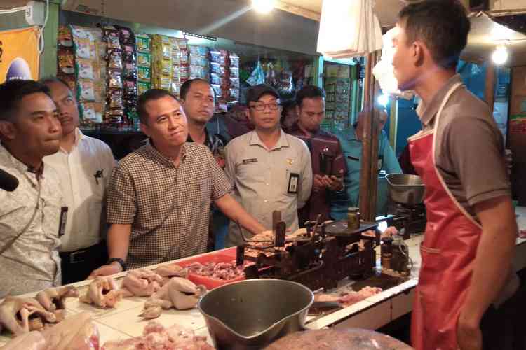 Sempat Turun, Harga Daging Ayam di Pasar Batu Kini Rp 30 ribu/kg