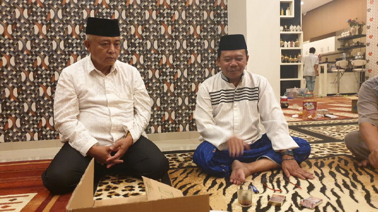 Ketua DPC PKB Kabupaten Malang, Ali Ahmad (kanan) dan Plt Bupati Malang, Sanusi (kiri)