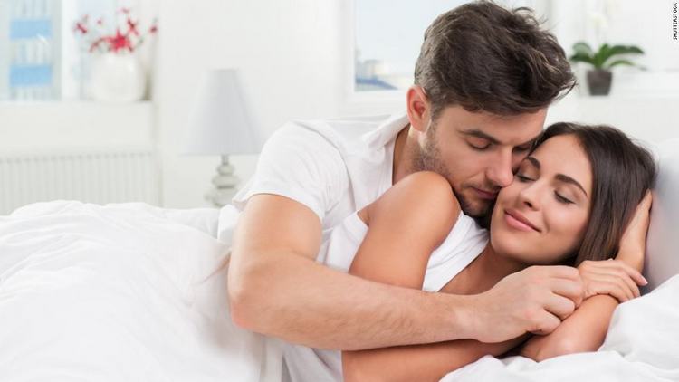 Pasutri Wajib Baca! Ini Tips Bangkitkan Gairah Seksual Suami Setelah Lelah Bekerja Seharian