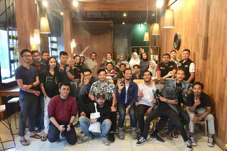 Penandatanganan kerja sama ACT Malang dan Makmur Cafe. (istimewa)