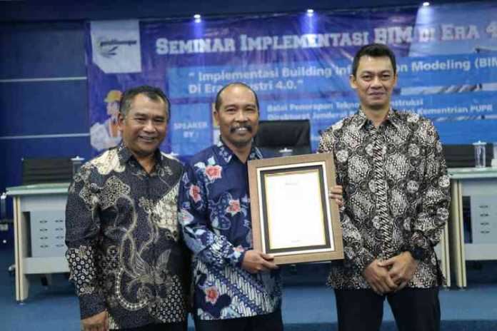 Kerjasama antara Polinema dengan Trimble Solutions Rep. Office Indonesia. (Istimewa)