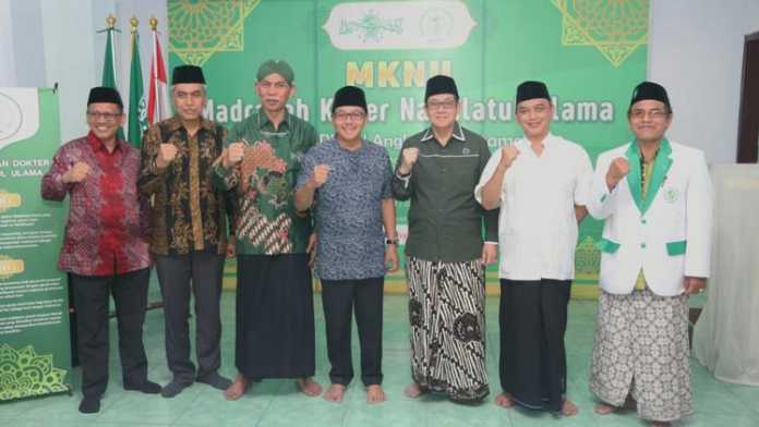 Wali Kota Malang Sutiaji menghadiri acara Madrasah Kader NU Perhimpunan Dokter Nahdlatul Ulama (PDNU) di Pondok Pesantren Nailul Falah, Sabtu (28/9).