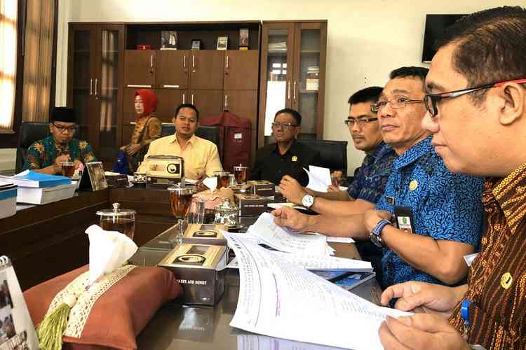 Audiensi Kepala BP2D Kota Malang Ir Ade Herawanto bersama jajaran dan anggota DPRD Kota Malang. (Istimewa)
