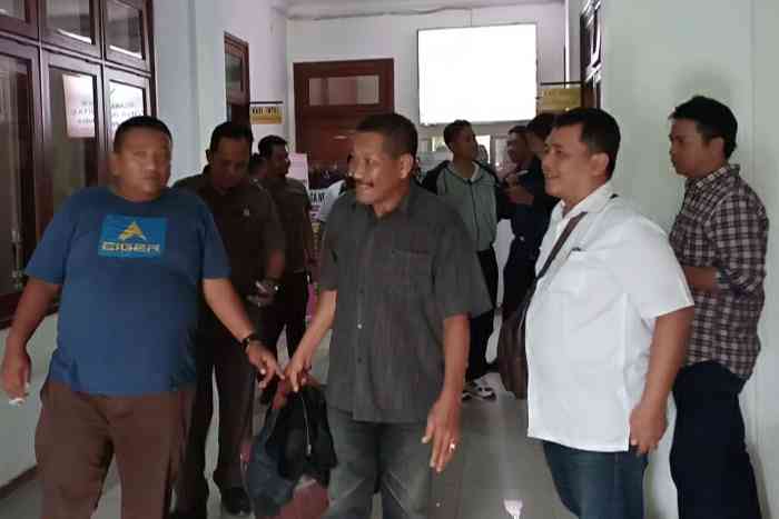 Proses penangkapan DPO kasus korupsi di Malang. (istimewa)