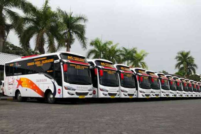 Armada bus Bagong yang disiapkan untuk sambut Nataru. (Toski D).