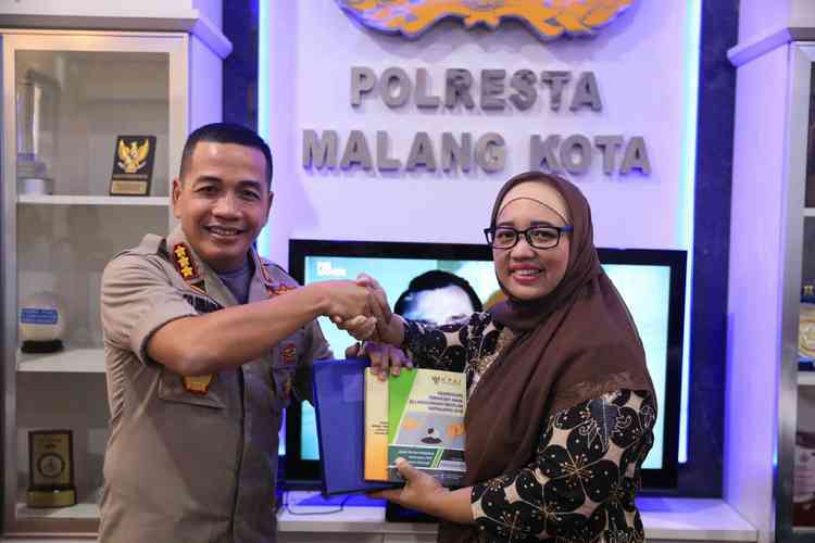 Kunjungan KPAI diterima langsung Kapolresta Malang Kota. (Istimewa)