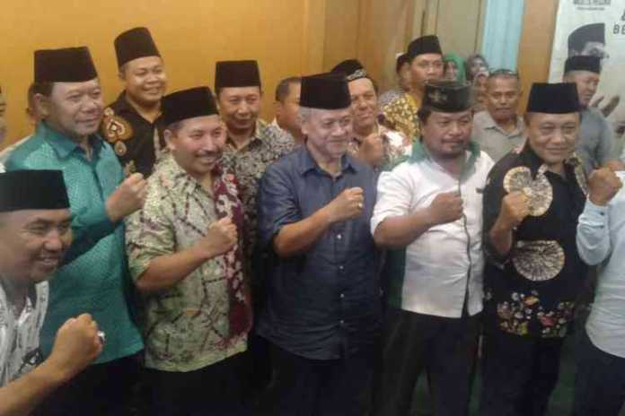 Para kader DPC PKB Kabupaten Malang saat foto bersama. (Toski D).