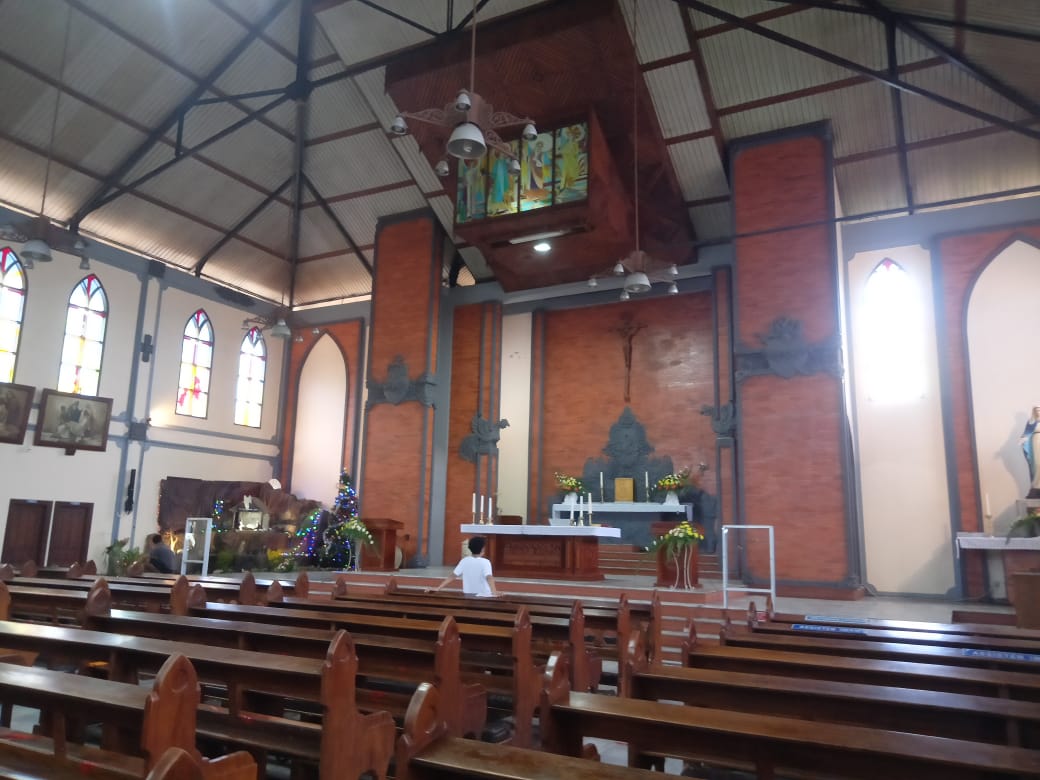 Patuhi Prokes, Gereja Jago Lawang Gelar Natal dengan Konsep Tiga Kartu Berwarna