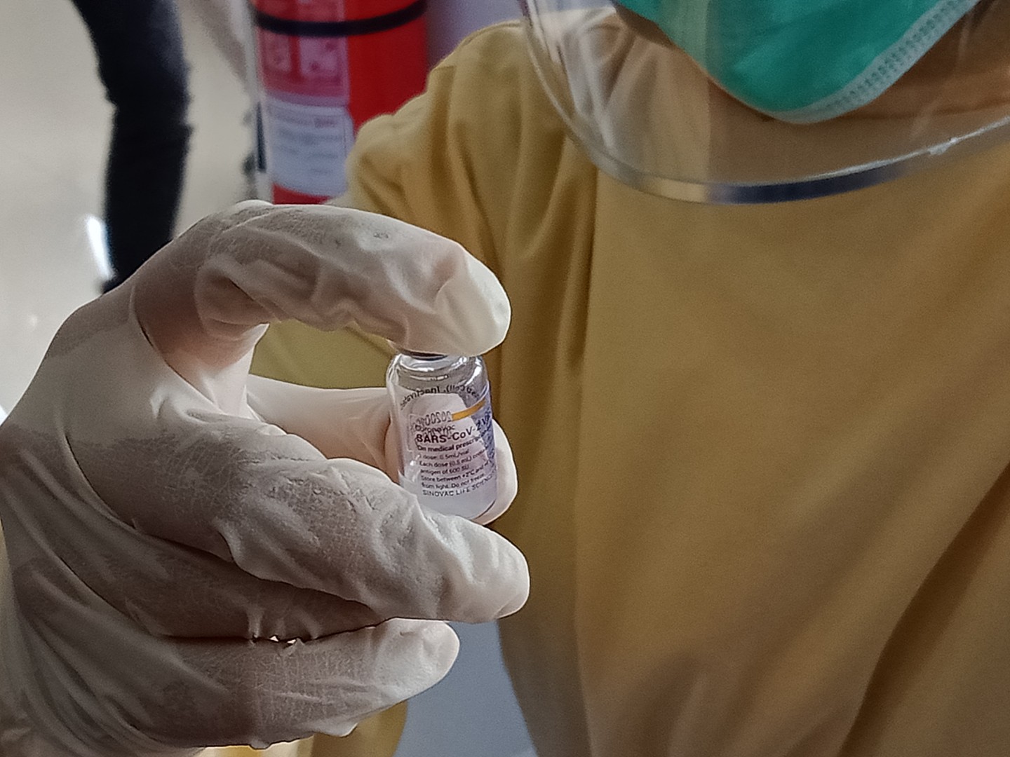 Ribuan Vaksin AstraZeneca yang Diperpanjang Masa Kedaluwarsa Belum Didistribusikan