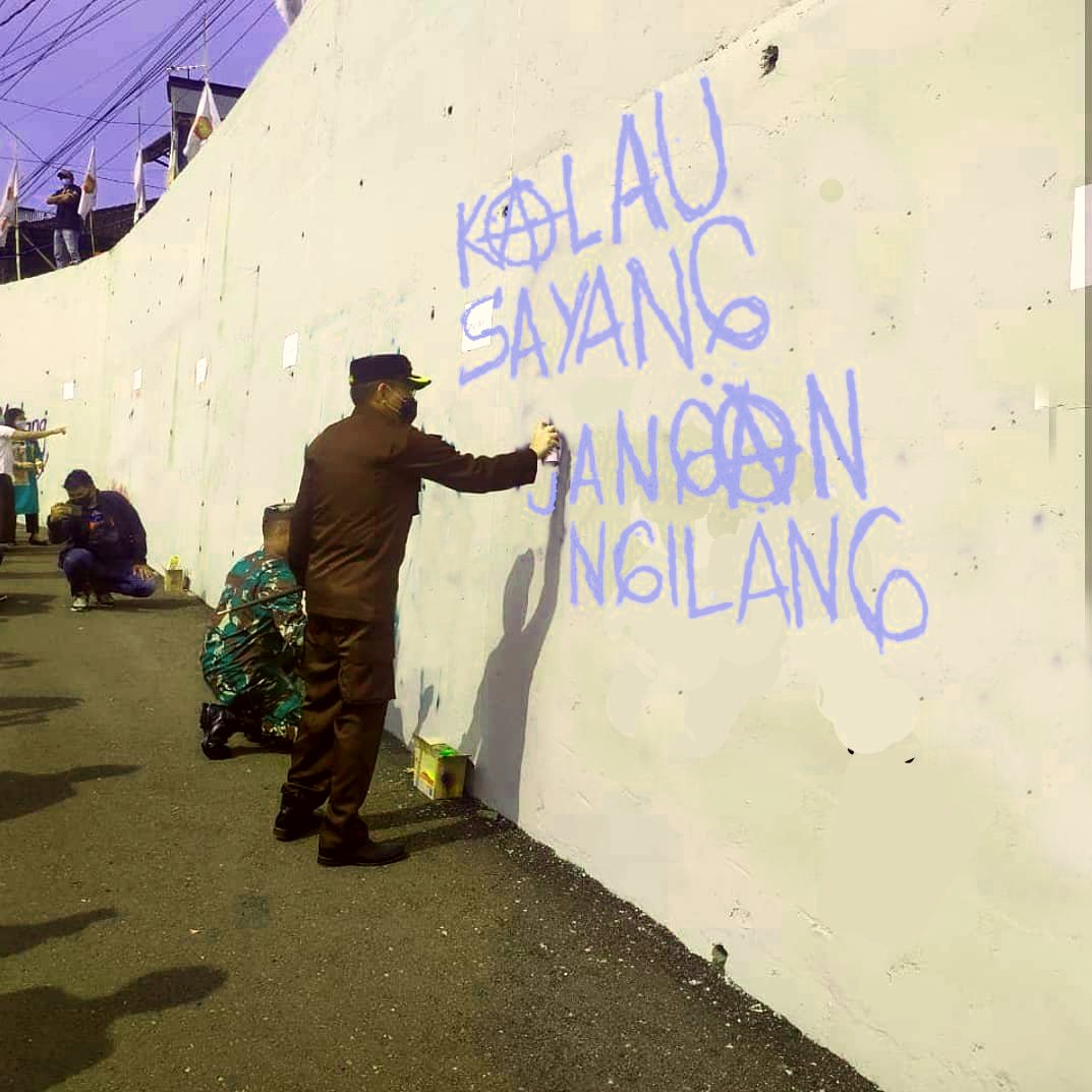 Banyak Fotonya Dijadikan Meme Graffiti, Ini Komentar Kajari Kota Malang